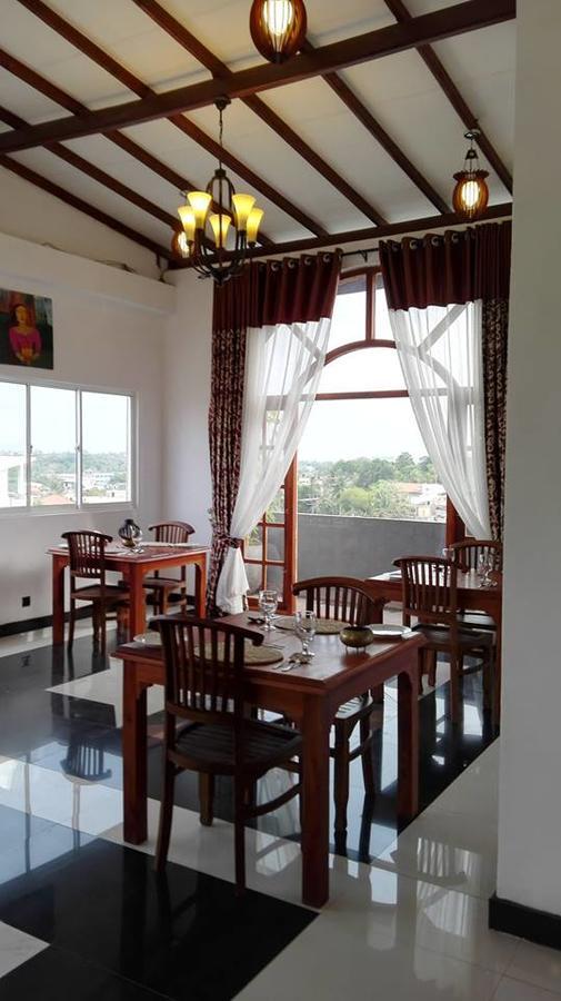 Richmond House Colombo Hotel Екстериор снимка